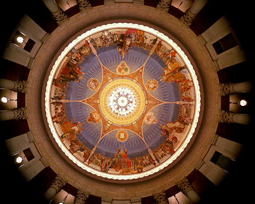 Photo: The spectacular mural, Law Through the Ages, lines the dome of the rotunda in the New York County Courthouse.